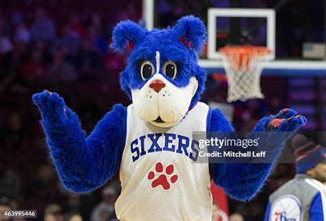 Philadelphia 76ers Mascot Photos and Premium High Res Pictures - Getty ...