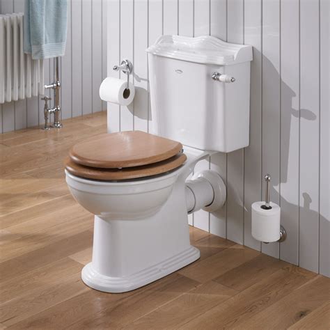 St James Hampton close coupled toilet | Old Fashioned Bathrooms