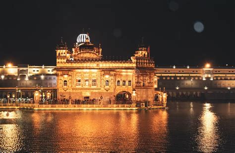 Night View of Shri Darbar Sahib Stock Image - Image of darbar ...