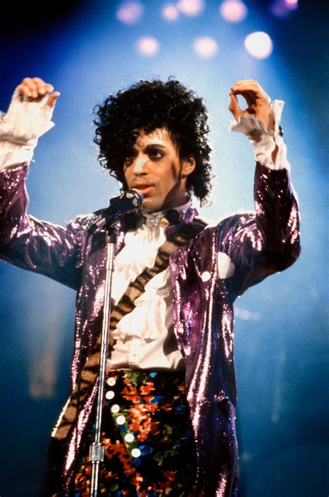 A Look Back At Prince S Most Iconic Style Moments In Photos | My XXX ...
