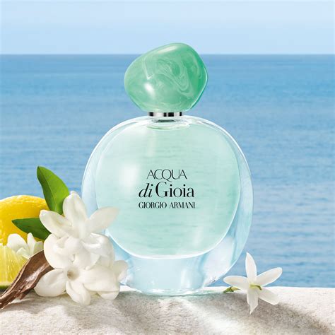 Acqua di Gioia Eau de Parfum Women's Perfume - Armani Beauty | Floral fragrance, Armani perfume ...