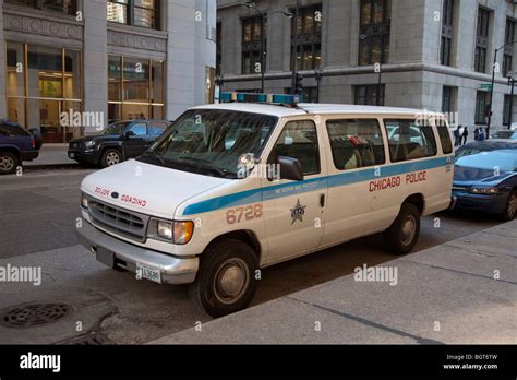 Chicago police van parked in downtown Chicago Stock Photo - Alamy