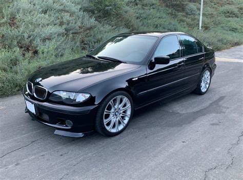 What It's Like to Own a 2003 BMW 330i ZHP (E46) - Klipnik