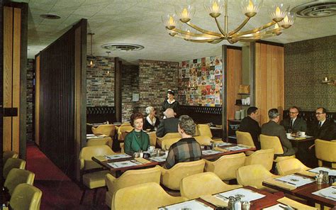 MCM restaurant - groovy chandelier Old School Restaurant, Corner Restaurant, Cool Restaurant ...