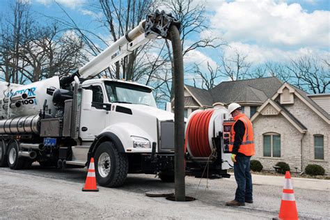 Vactor 2100i Combination Sewer Cleaner | Joe Johnson Equipment