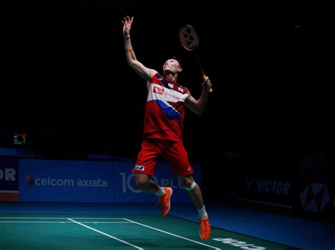 Meet the 2020 Athletes: Badminton Champ Kento Momota | Tokyo Weekender