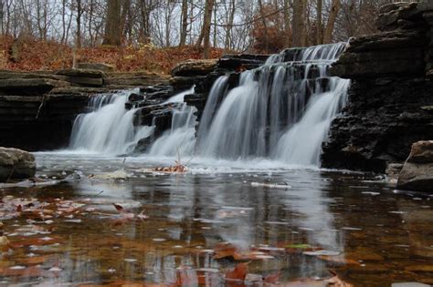 Canyon Creek, the Waterfall that Waterfall Glen Forest Preserve is ...