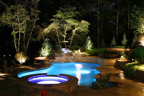 10 Swimming Pool Landscape Lighting Ideas