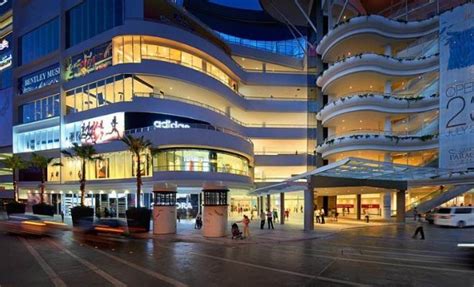 Shopping Malls In Penang / Gurney Plaza Mall Penang Malaysia Gurney Plaza Is Stra Flickr / It is ...