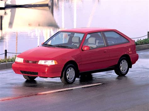 Hyundai Excel 3-door (X2) '1992–95 Autos, Coches Hyundai, Estrategia De ...