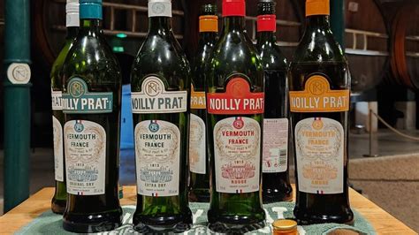 15 Popular Vermouth Brands, Ranked