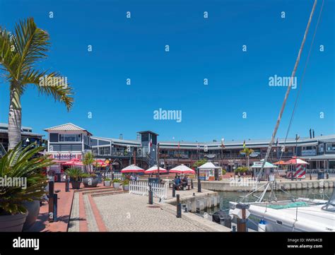 Knysna quays waterfront hi-res stock photography and images - Alamy