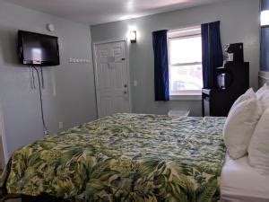 Colonial Inn, Nags Head – Updated 2024 Prices