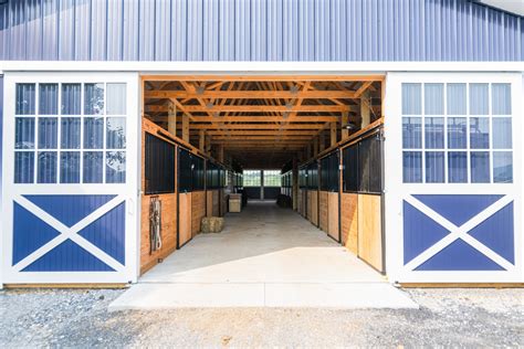 Horse Barn Supplies | Barn Door & Horse Stall Manufacturers in PA