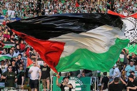 Celtic supporters showing solidarity with Palestine pic Soccer Team, Football Team, Glasgow ...