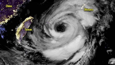 Shanghai, China in big trouble by monster typhoon In-fa on Sunday ...