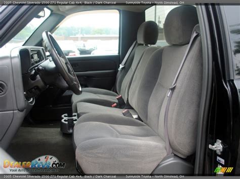 Dark Charcoal Interior - 2005 Chevrolet Silverado 1500 Z71 Regular Cab 4x4 Photo #14 ...