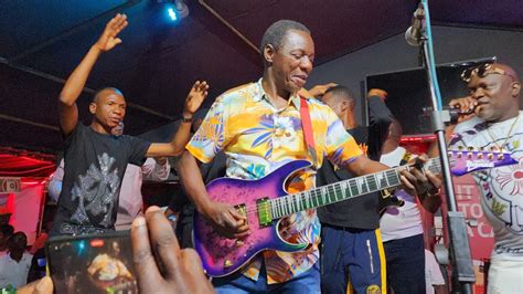 Alick Macheso Shocked Fans With Best Solo Bass Guitar🎸 Skills Playing ...