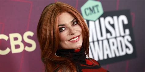 Shania Twain Brings Back Her Red Hair For CMT Music Awards 2023! | 2023 CMT Music Awards, CMT ...