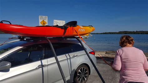 YakHoist electric kayak loader. - YouTube