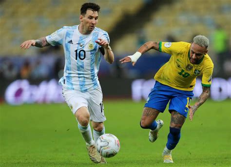 (Video) Neymar congratulates Lionel Messi following the 2021 Copa America Final