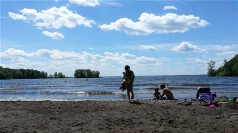 Cap-St-Jacques, Île-Bizard beaches reopen to public | CBC News