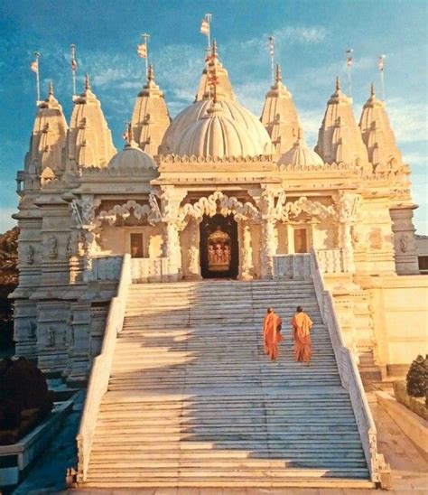 BAPS Swaminarayan Hindu Mandir (Temple), London, U.K. The Mandir is a ...