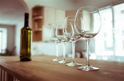 The Right Way to Polish a Wine Glass, According to a Sommelier