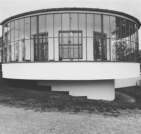 Bauhaus Architecture Examples