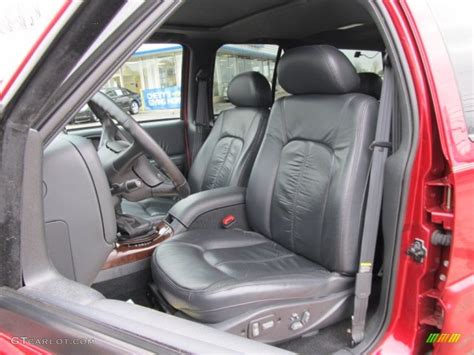 2001 Oldsmobile Bravada AWD interior Photo #58296257 | GTCarLot.com