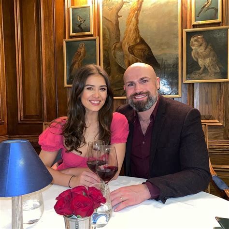 TG4 Presenter Síomha Ní Ruairc and Cathal Pendred cancel their engagement party - VIP Magazine