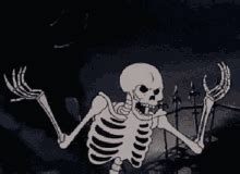 Spooky Scary Skeletons GIFs | Tenor