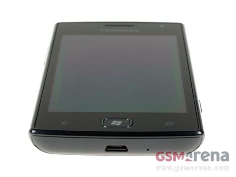 Samsung Omnia W I8350 pictures, official photos