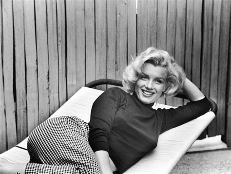 10 Famous Photographers and 10 Black and White Photos of Marilyn Monroe | MONOVISIONS