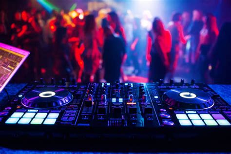 385 200+ Discothèque Photos, taleaux et images libre de droits - iStock