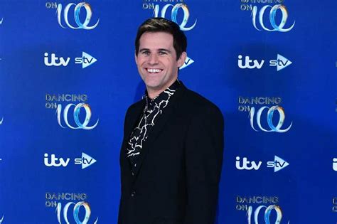 Who is Kevin Kilbane? Former Everton footballer and Dancing On Ice star | London Evening ...