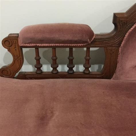 Antique Victorian Fainting Couch | Chairish