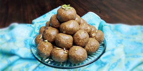 Dry Fruits Ladoo Recipe – Frolic Flavors