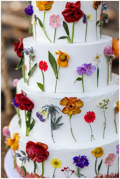 Wildflower Wedding Cake - Florals | Wildflower wedding, Wildflower ...