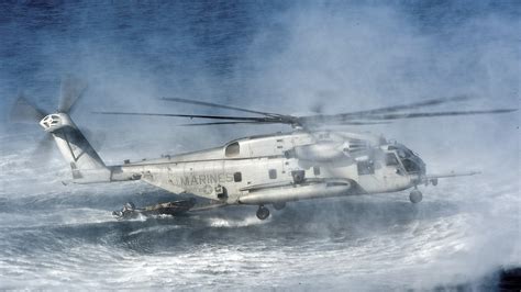 Download Military Sikorsky CH-53E Super Stallion HD Wallpaper