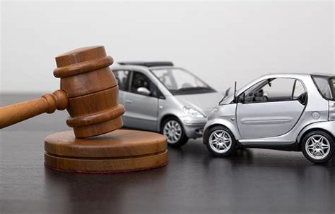 Under What Circumstances Should You Hire a Car Accident Attorney?