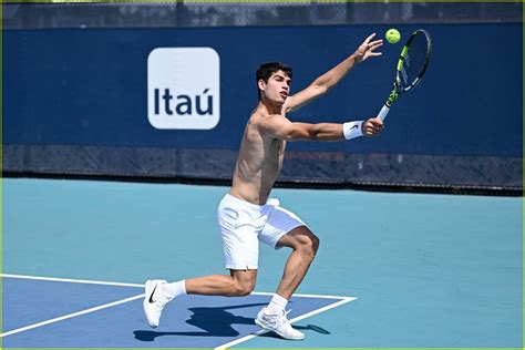 Carlos Alcaraz Heats Up Miami Open Practice Court: Photo 4913513 ...