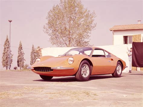 1967 Ferrari Dino 206 GT - AUTOexquis Vintage