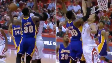 WATCH: Julius Randle Takes Out 2 Rockets on One Play