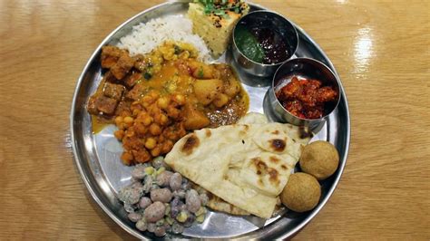 The Car Park of This Hindu Temple Serves Some of London’s Best Vegetarian Food