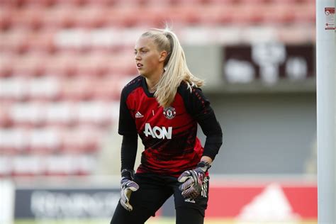 Manchester United goalkeeper Ramsey joins Everton on season-long loan - WSL Full-Time