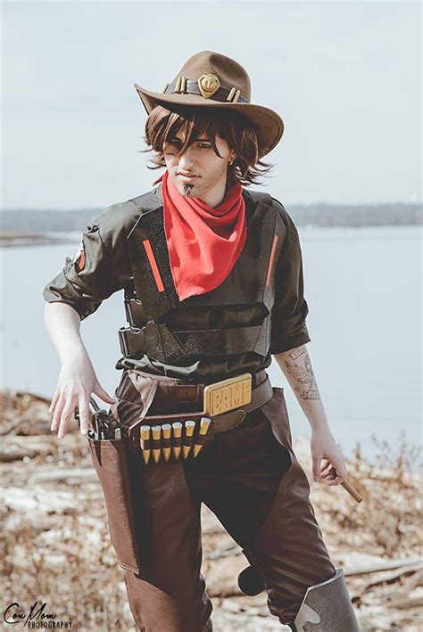 11 Best McCree Cosplays on the Internet | Gamers Decide