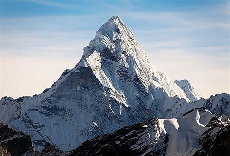 The Deadliest Disasters On Mount Everest - WorldAtlas.com