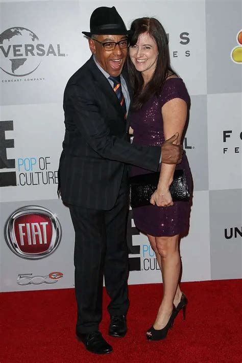 Giancarlo Esposito, Parents To Four Single Now! Smiles With Gorgeous Wife Over?