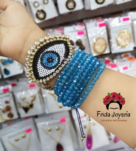 pulseras multihilos y ojo | Bisuteria hecha a mano, Joyeria artesanal, Bisuteria y complementos